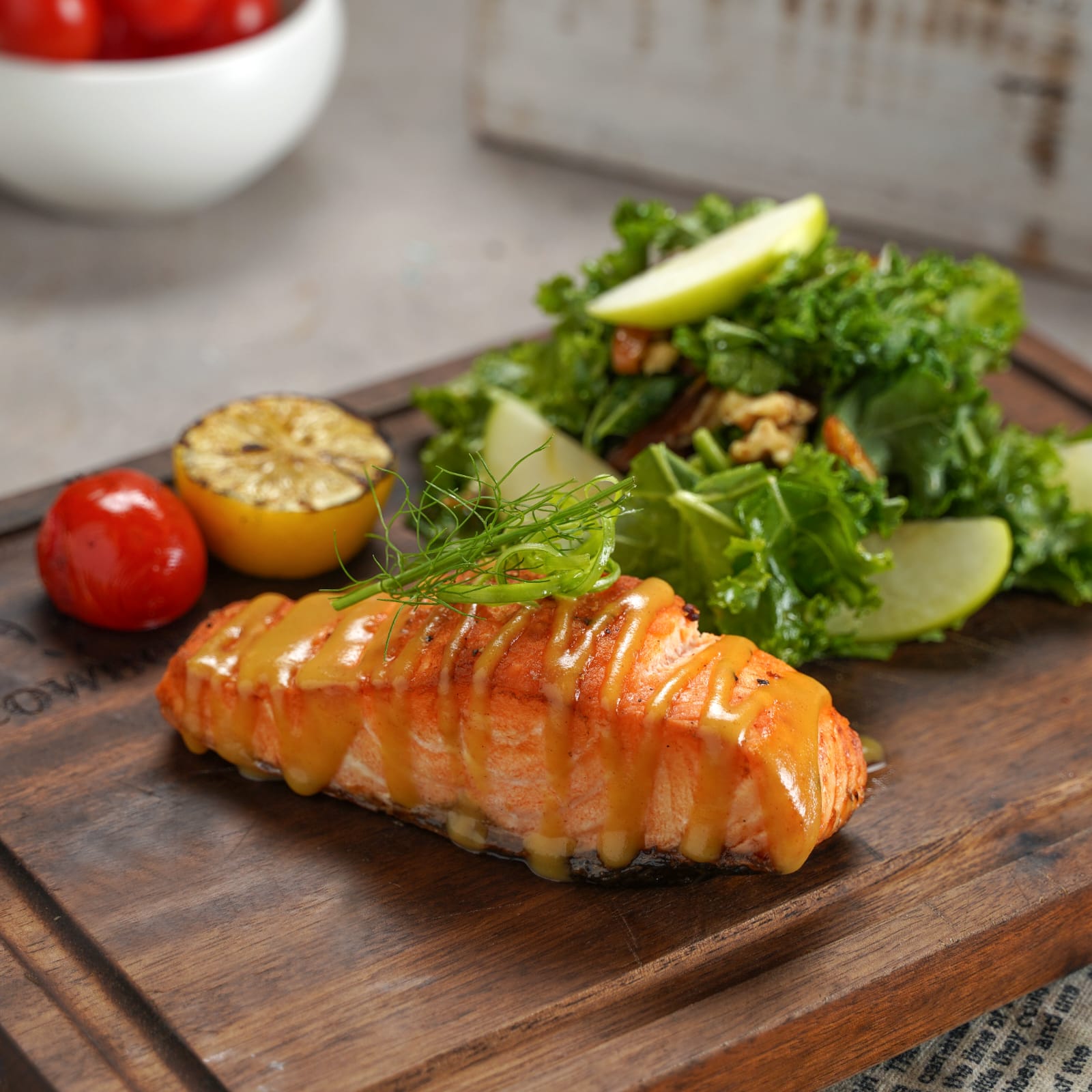Salmon with Quinoa and Salad